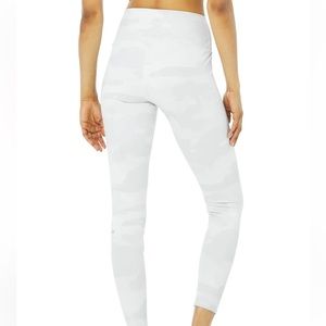 Alo High-Waist Camo Vapor Legging